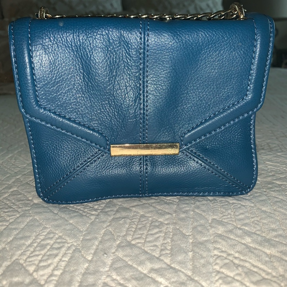 Blue Steven Madden cross body purse